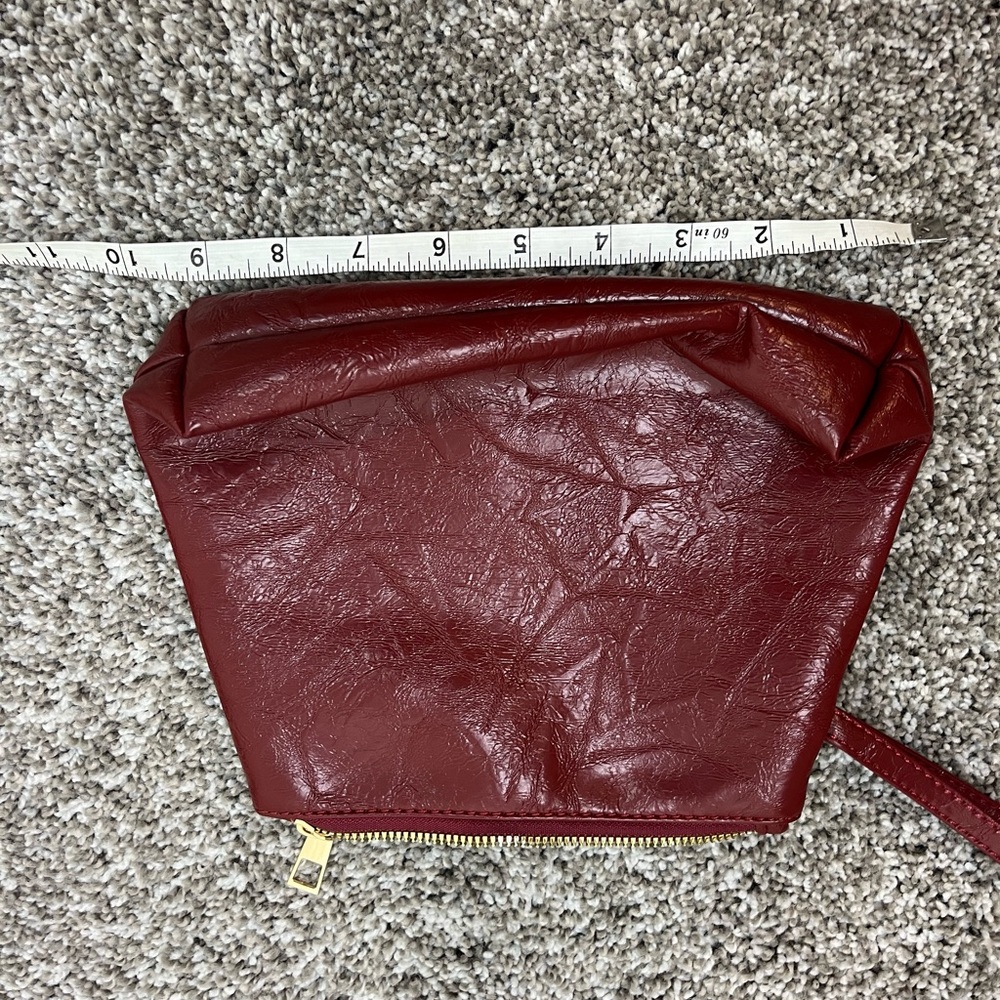 ⭐️ NWOT Elegant Red Women's Purse - Picture 9 of 14